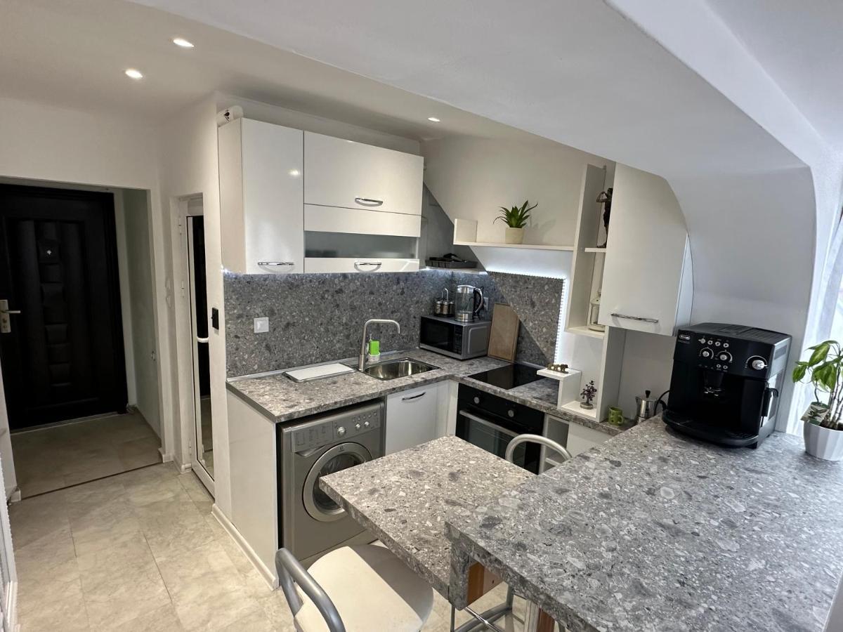 Lovely Studio In Burgas Екстер'єр фото